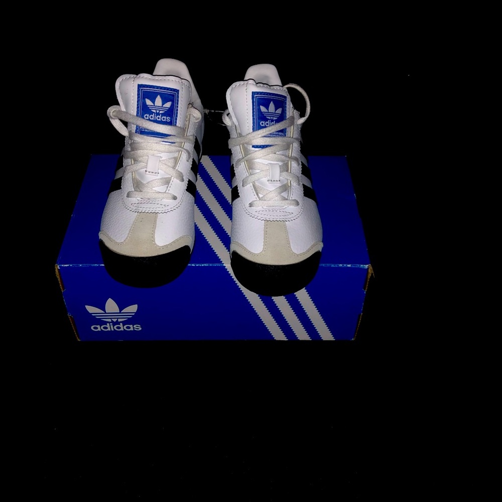 Kids shoes